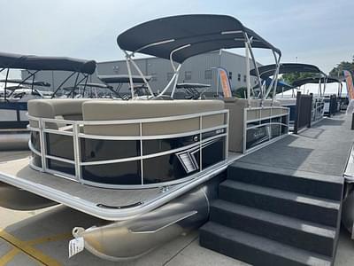 BOATZON | SunChaser 20 CRB 90HP BUNK TRAILER 2025 BOATZON | SunChaser 20 CRB 90HP BUNK TRAILER 2025