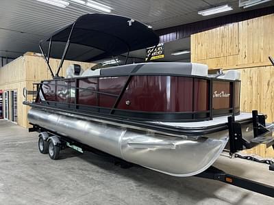 BOATZON | SunChaser 23 SB DH SPORT TRIPLE 200HP BUNK TRAILER 2025