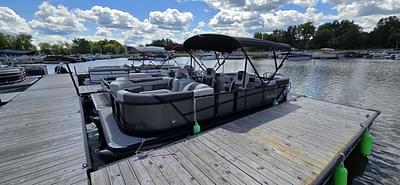 BOATZON | SunChaser Geneva Sport 23 LR DH 2024 BOATZON | SunChaser Geneva Sport 23 LR DH 2024