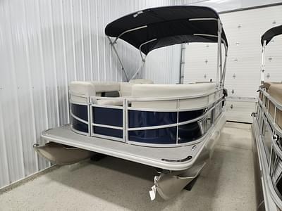 BOATZON | SunChaser Vista 16 LR 2024