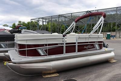 BOATZON | SunChaser VISTA 18LR 2024