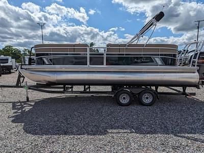 BOATZON | SunChaser Vista 22 LR 2024