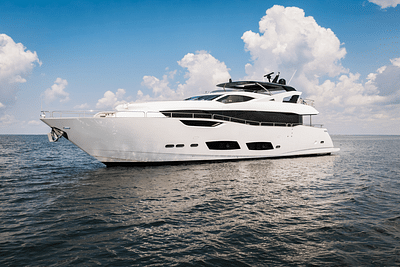 BOATZON | Sunseeker 95 YACHT 2023