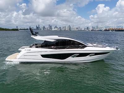 BOATZON | Sunseeker Predator 65 2022