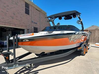 BOATZON | Super Air Nautique 230 TE