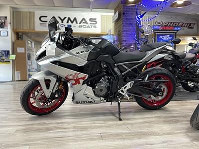 BOATZON | Suzuki GSX8R 2024