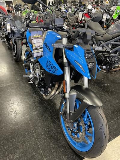 BOATZON | Suzuki GSX8S 2023