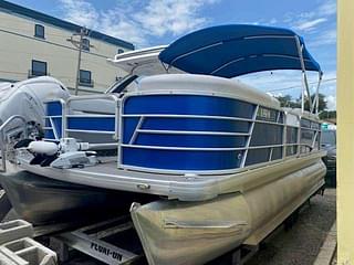 BOATZON | 2019 Sweetwater 2186 SW C4