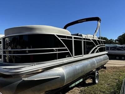 BOATZON | Sylvan 820 PARTY FISH 90HP BUNK TRAILER 2025