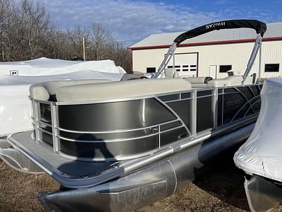 BOATZON | Sylvan 820 PARTY FISH 90HP VMAX BUNK TRAILER 2024