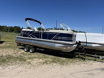 BOATZON | Sylvan 822 LZ 90HP BUNK TRAILER 2024