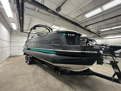 BOATZON | Sylvan M5 CLZ DC TRIPLE 400HP BUNK TRAILER 2024