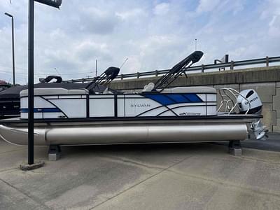 BOATZON | Sylvan Mirage X5 2024