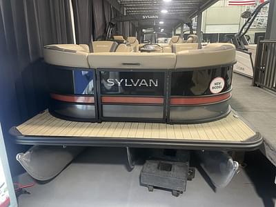 BOATZON | Sylvan QHS TRIPLE TOON 150HP BUNK TRAILER 2024