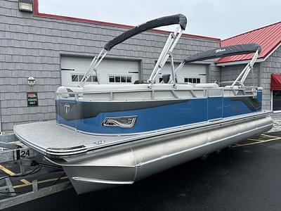 BOATZON | Tahoe Pontoons 2385 Sport 85 Cruise Tri Toon Sport Performance 2025