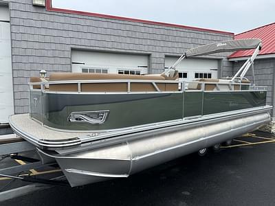 BOATZON | Tahoe Pontoons 2385 Sport 85 Rear Fish Tri Toon Sport Performance 2025