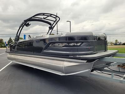 BOATZON | Tahoe Pontoons 2585 Grand Tahoe LTD Quad Lounger 27 WG 2025