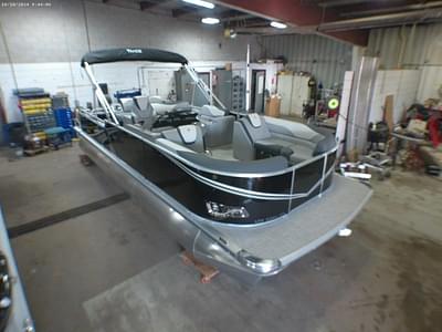 BOATZON | Tahoe Pontoons LTZ 2385 VRL Swingback  Honda 4Stroke EFI 2025