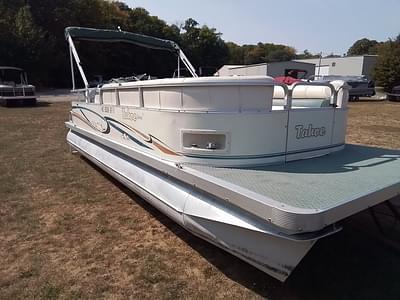 BOATZON | Tahoe® Sierra 22 2002