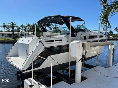 BOATZON | Thompson Santa Cruz 330