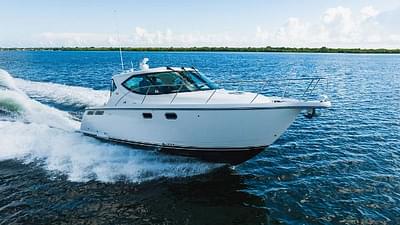 BOATZON | Tiara Yachts 3500 Sovran 2008