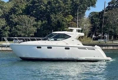 BOATZON | Tiara Yachts 3500 Sovran LE 2012