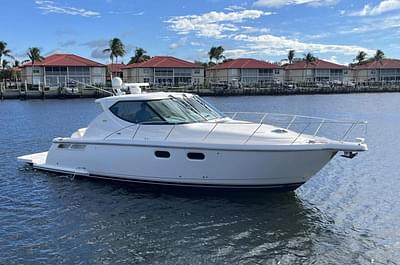 BOATZON | Tiara Yachts 3900 Sovran 2008