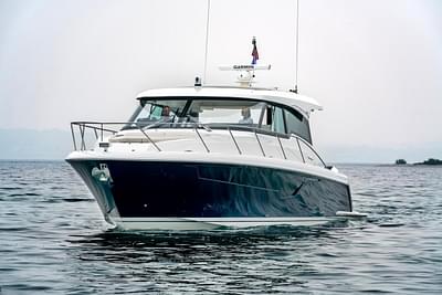 BOATZON | Tiara Yachts 48 LE 2025
