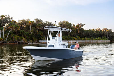 BOATZON | Tidewater 198 CC 2025