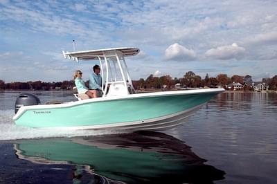 BOATZON | Tidewater 210 Center Console Adventure 2023