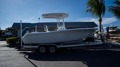 BOATZON | Tidewater 220 LXF 2025