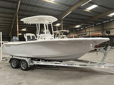 BOATZON | Tidewater 220LXF 2024