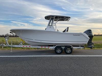 BOATZON | Tidewater 232 CC Adventure 2024