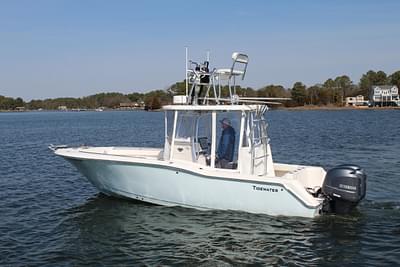 BOATZON | Tidewater 25 CC 2014