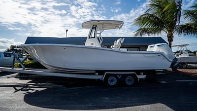 BOATZON | Tidewater 272 CC Adventure 2024