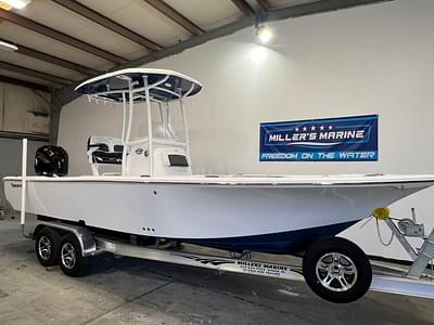 BOATZON | TideWater Boats 2300 Carolina Bay CC wYamaha Motor 2024