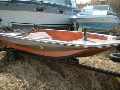 BOATZON | Titan 15 Titan Bass Boat Outboard Hull 1977