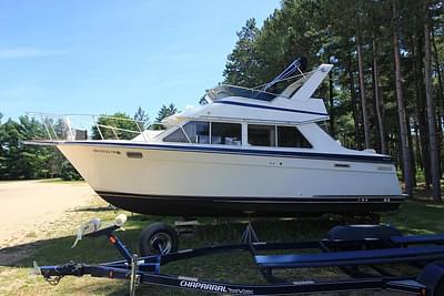 BOATZON | Tollycraft 30 Sport Cruiser 1989