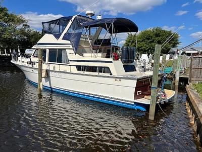 BOATZON | Tollycraft 48 Cockpit Motor Yacht 1986