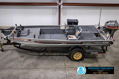 BOATZON | Tracker M Bass Tracker 1986