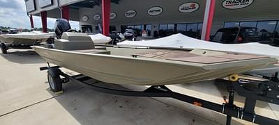 BOATZON | Tracker® Boats Grizzly 1648 SC 2024