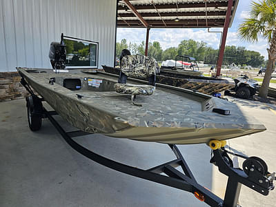 BOATZON | Tracker® Boats Grizzly 1654 T Sportsman 2025