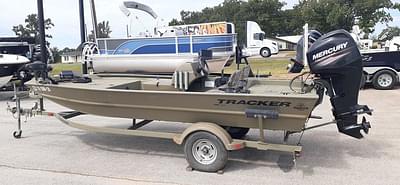 BOATZON | Tracker® Boats GRIZZLY 1754 MVX Jon 2015