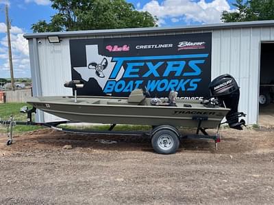 BOATZON | Tracker® Boats GRIZZLY 1754 MVX SC With Trailer 2017