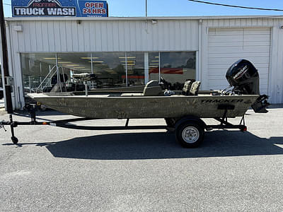 BOATZON | Tracker® Boats Grizzly 1754 SC 2025