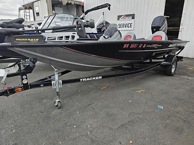 BOATZON | Tracker® Boats Pro Team 175 TXW 2015