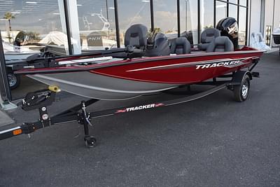 BOATZON | Tracker® Boats PRO TEAM 175 TXW 2023