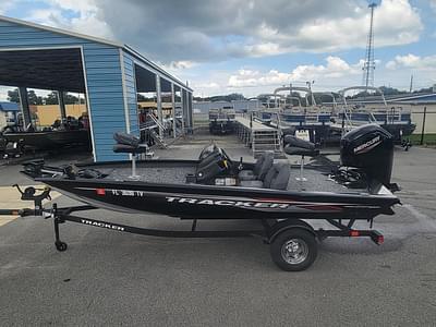 BOATZON | Tracker® Boats Pro Team 175 TXW 2024