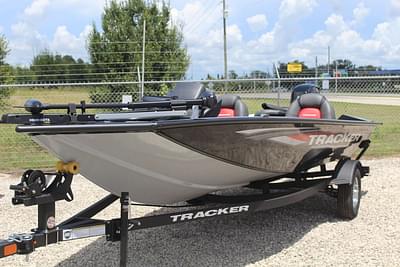 BOATZON | Tracker® Boats Pro Team 175 TXW 2025