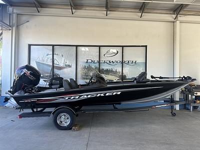 BOATZON | Tracker® Boats Pro Team 190 TX 2023